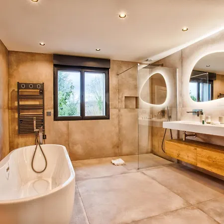 別荘 La Charlie - 7 Bedrooms - *